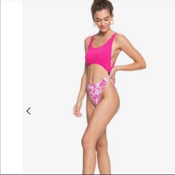 NWT Roxy Blooming Ride One Piece Swimsuit Pink Beach Bikini Size Small - Picture 2 of 12
